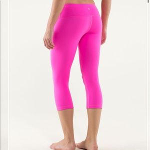 Lululemon Wunder Under Crop *Reversible Size 6